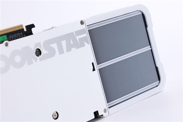 新星曜 放肆AI|影驰GeForce RTX 5090 D 星曜LUNA OC显卡评测